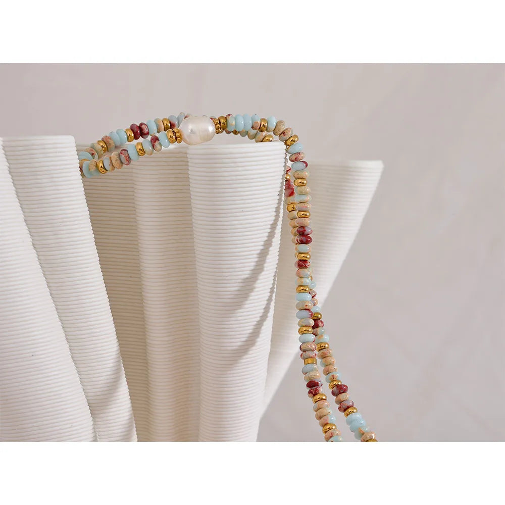 Collar de piedras naturales y acero inoxidable